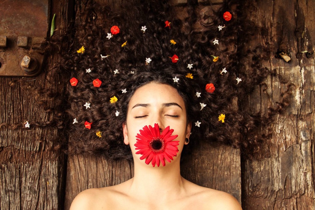 Luciana Gerhard para "Beija flor"