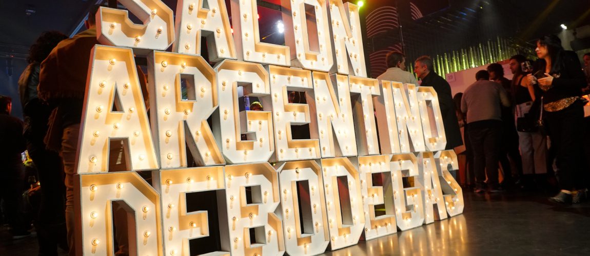 Un nuevo Salón Argentino de Bodegas conquistó La Plata con su experiencia para todos los sentidos